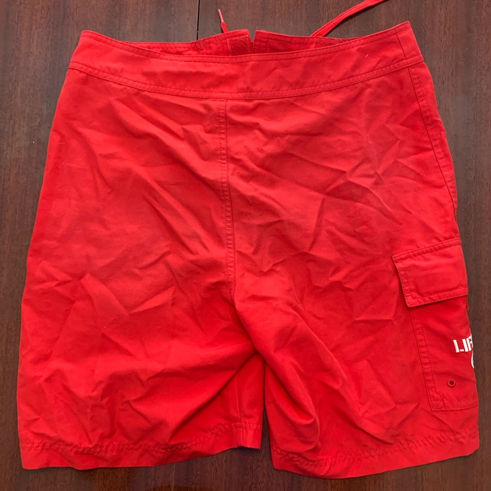 Red swim trunks - Picture 2 of 3